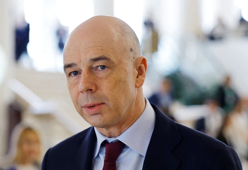 Image for Russian finance minister returns to idea of adjusting oil price budget rule