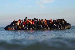 Image for UK to pay France up to $892 million in deal to reduce migrant crossings
