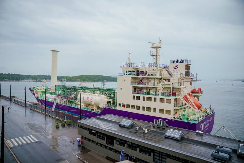 Image for Heidelberg sells out of net-zero cement from Norway plant, CEO says