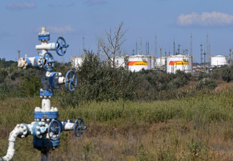 Image for Russia not mulling diesel export ban for producers, ministry says