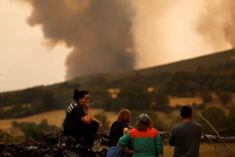 Image for Spain battles 14 major fires with more expected