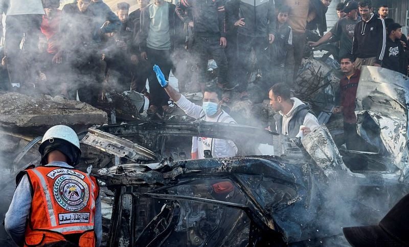 Image for Israeli fire kills four Palestinians in Gaza, medics say