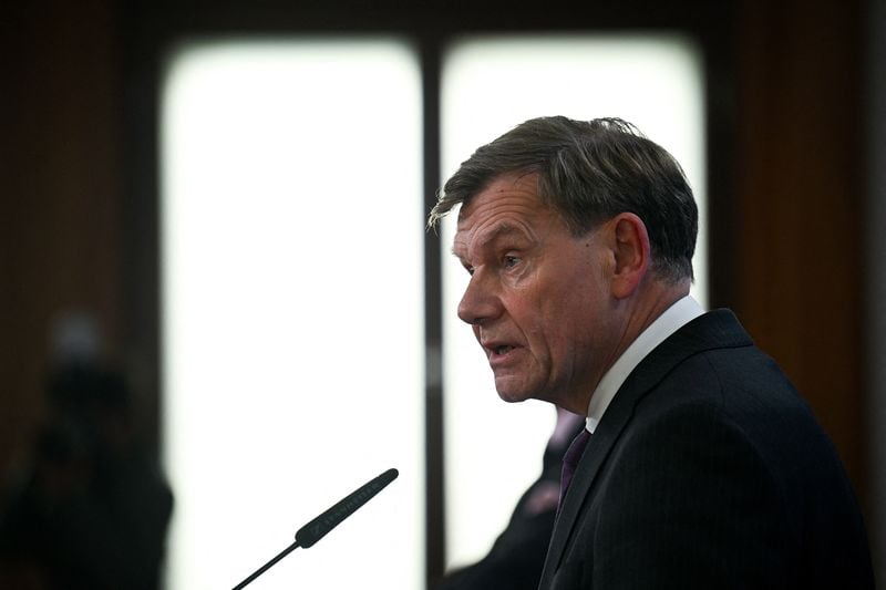 Image for German minister: Trump tariffs help nobody, EU will continue talks