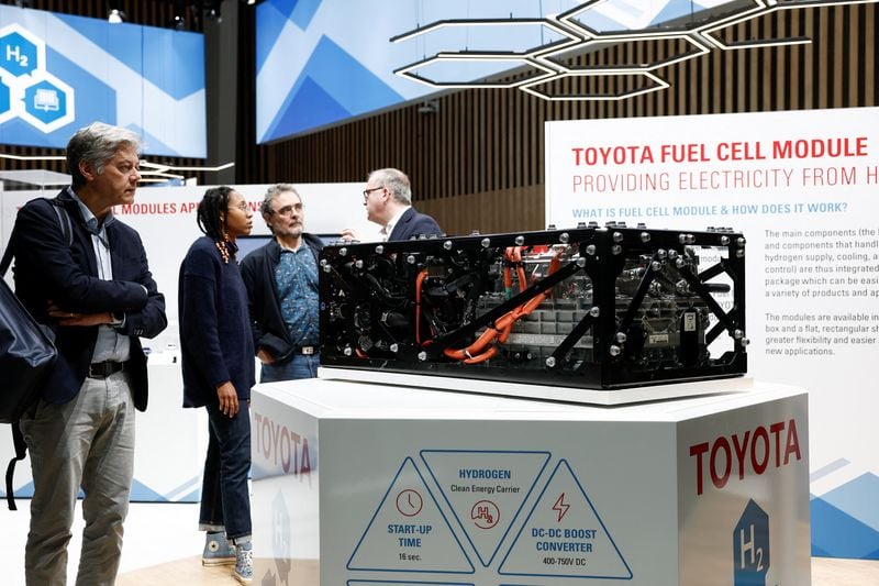 Image for Toyota to join Volvo, Daimler Truck in hydrogen fuel cell venture