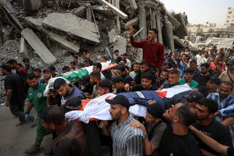 Image for UK's Starmer 'gravely concerned' about targeting of journalists in Gaza