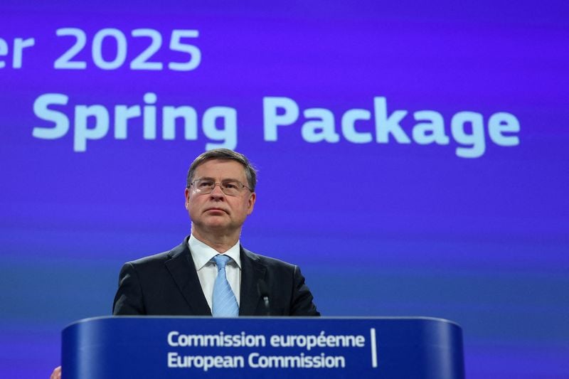 Image for EU will seek to exclude Ukraine loan guarantees from deficit calculations