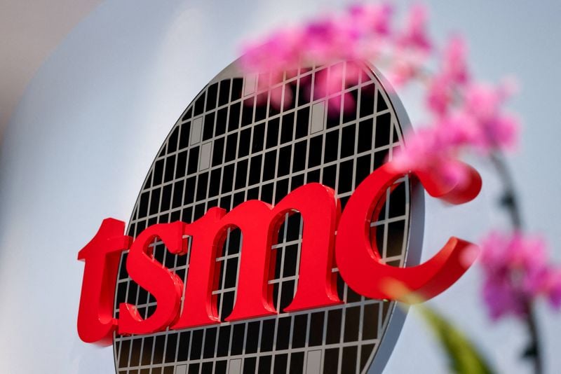 Image for TSMC shows smaller, faster chips without a pricey new tool from ASML 