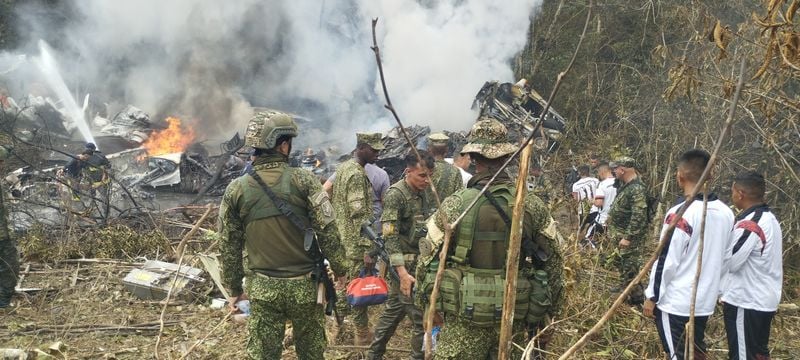 Image for Colombian military plane that crashed on takeoff had 110 soldiers onboard, media reports