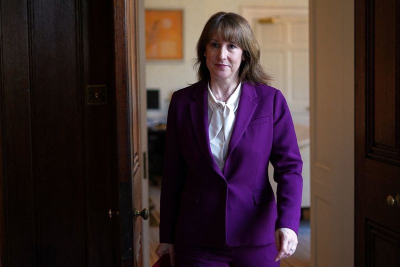 Image for Reeves says UK will help 'those who need it most' with energy support