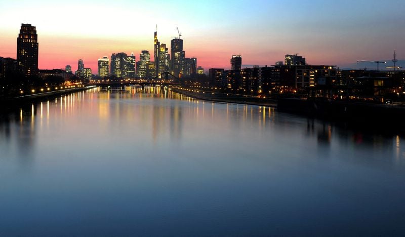 Image for Global investors stay 'uber-bullish' but warn companies are overinvesting