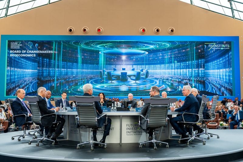 Image for US to continue dominating global investment flows, finance executives say