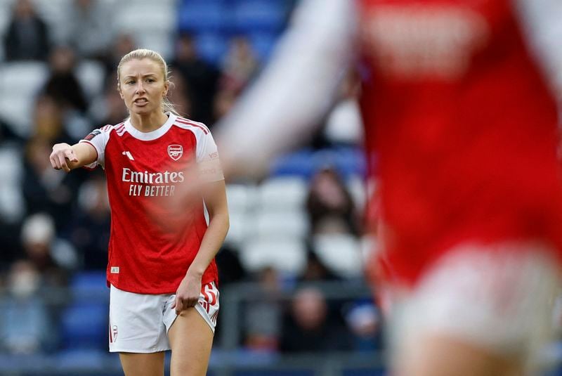 Image for Soccer-Williamson's first game since Euro final a highlight of Arsenal win