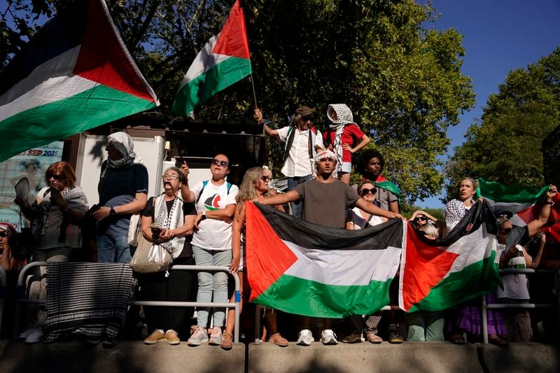 Image for Spain's La Vuelta halted in Madrid as police clash with pro-Palestinian protesters