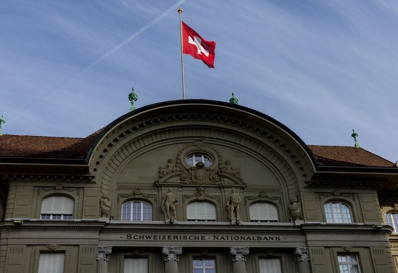 Image for Swiss National Bank to lower threshold factor for sight deposit interest