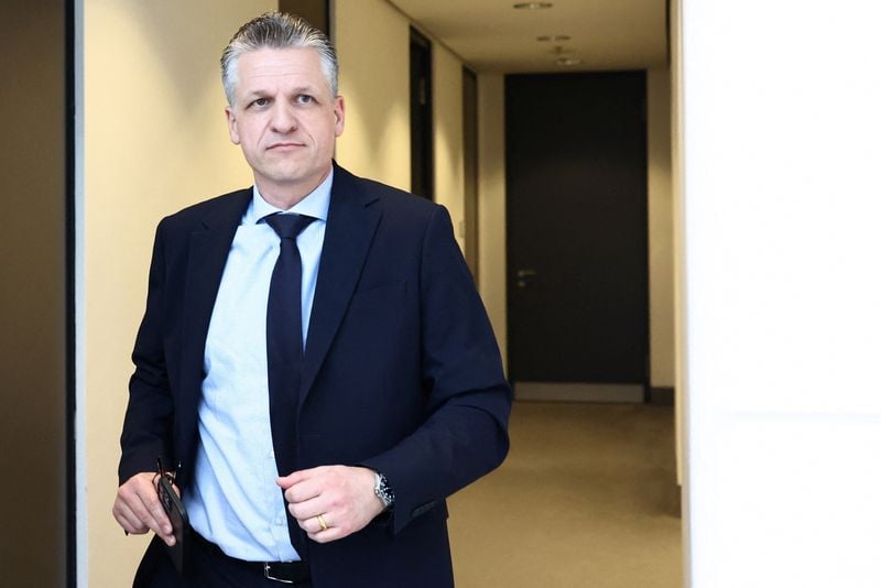 Image for Clock ticks for German fiscal bonanza deal but optimism drives euro up