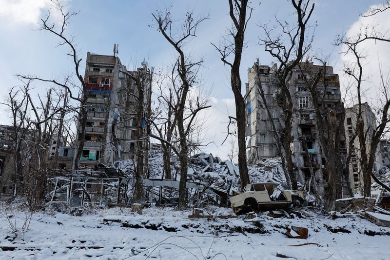 Image for Trump to tell Congress he is working to end Ukraine war