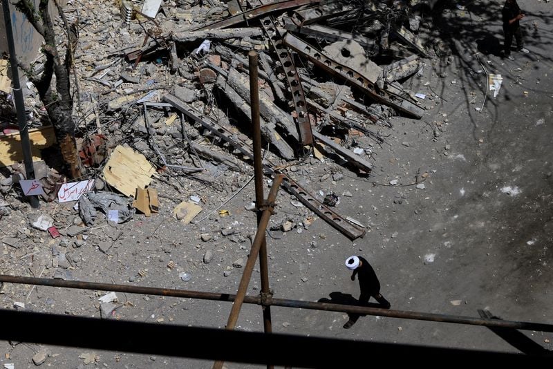 Image for Long Iran war may require painful central bank tightening, IMF chief economist says