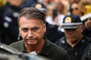 Image for Brazil court places Bolsonaro under house arrest on health grounds