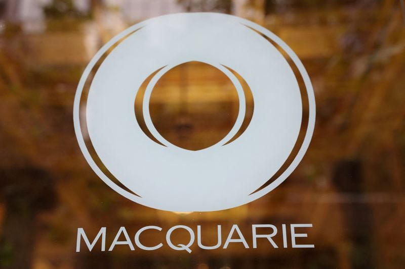 Image for Australia's Macquarie picks up stakes in UK airports