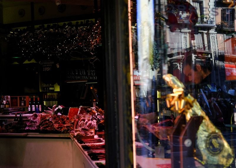 Image for Spain plans wild boar cull amid swine fever outbreak that hit exports