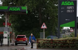 Image for Britain's Asda profit slumps 33% on price lowering strategy