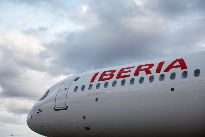Image for IAG's Iberia airline sees no slowdown in second quarter