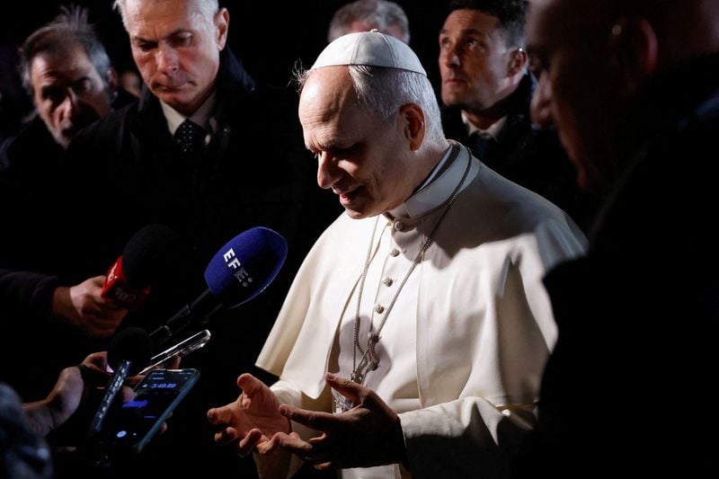 Image for Pope Leo urges Trump to find 'off-ramp' to end Iran war