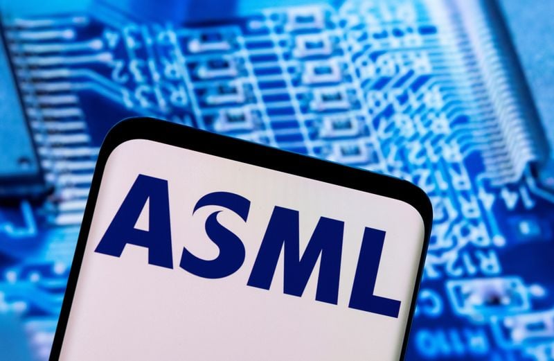 Image for ASML says it may not achieve 2026 growth as chipmakers face US tariff uncertainty