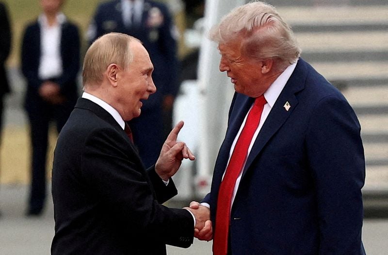 Image for No plans for immediate Trump-Putin meeting, White House says