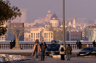 Image for Wealthy Moscow cuts investment, revealing Russia's deeper budget problems