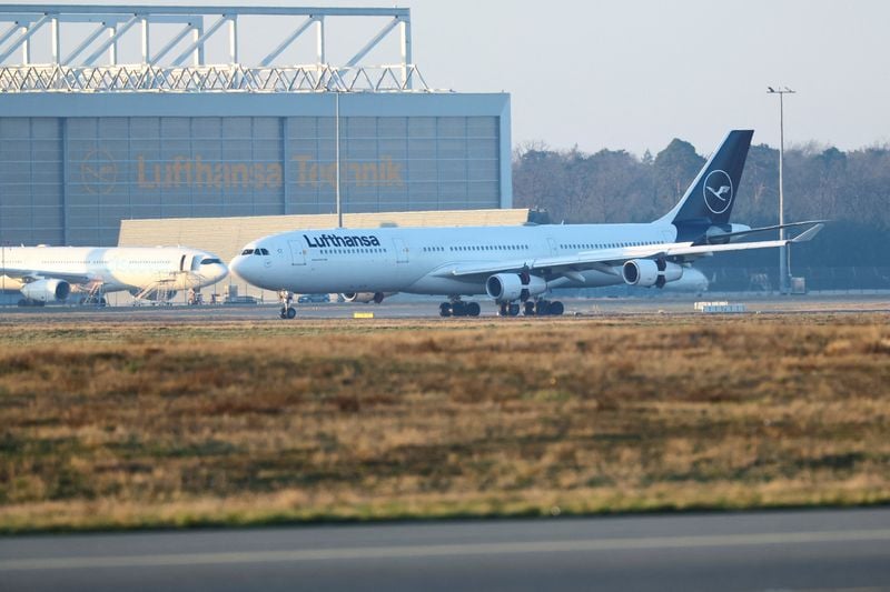 Image for Lufthansa flight to Riyadh diverted to Cairo for safety reasons, CEO says