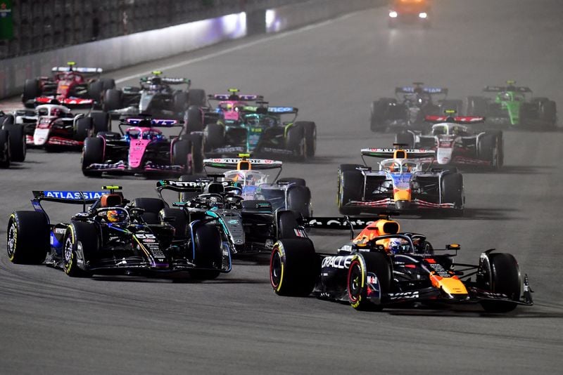 Image for Motor racing-F1 announces Betway as its first official betting operator