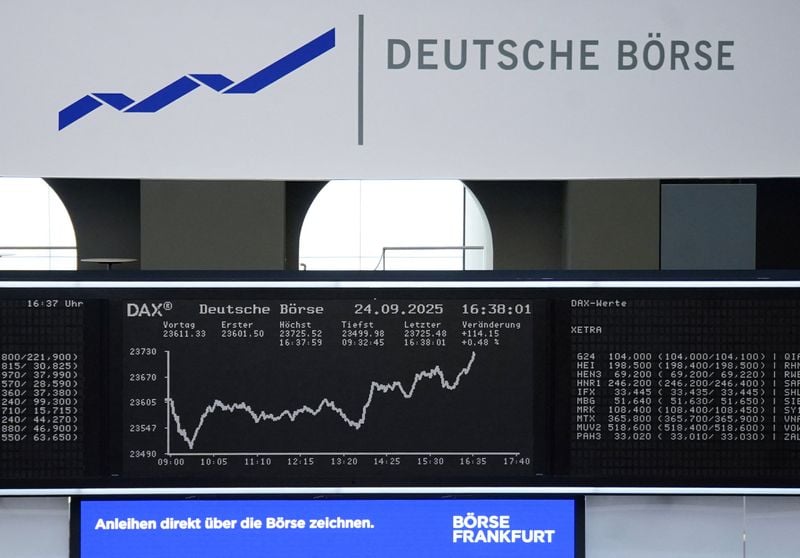 Image for European shares recover from three-week lows, but weekly momentum fizzles
