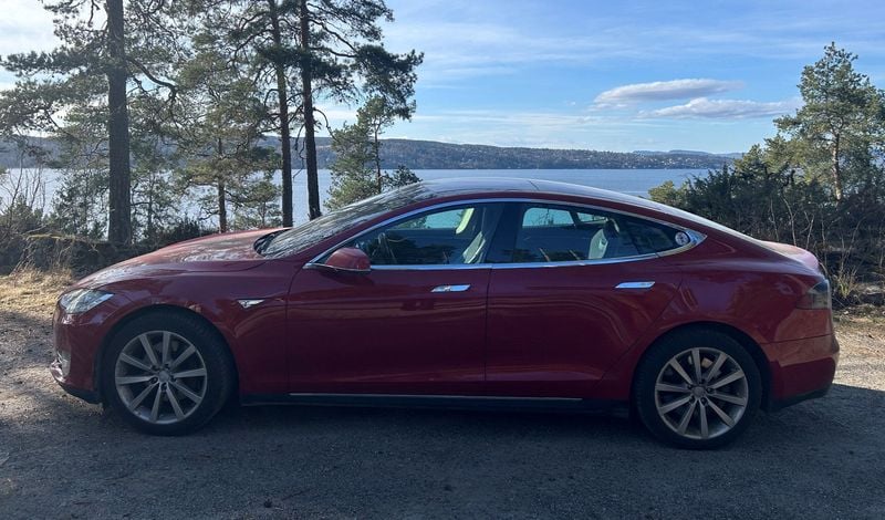 Image for Tesla sets Norway's annual car sales record
