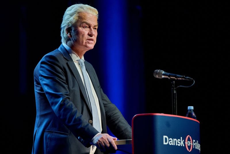 Image for Dutch police detain man over threats to far-right politician Wilders ahead of election