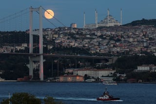 Image for Turkish officials visited Portugal for highway, bridges tender talks, sources say