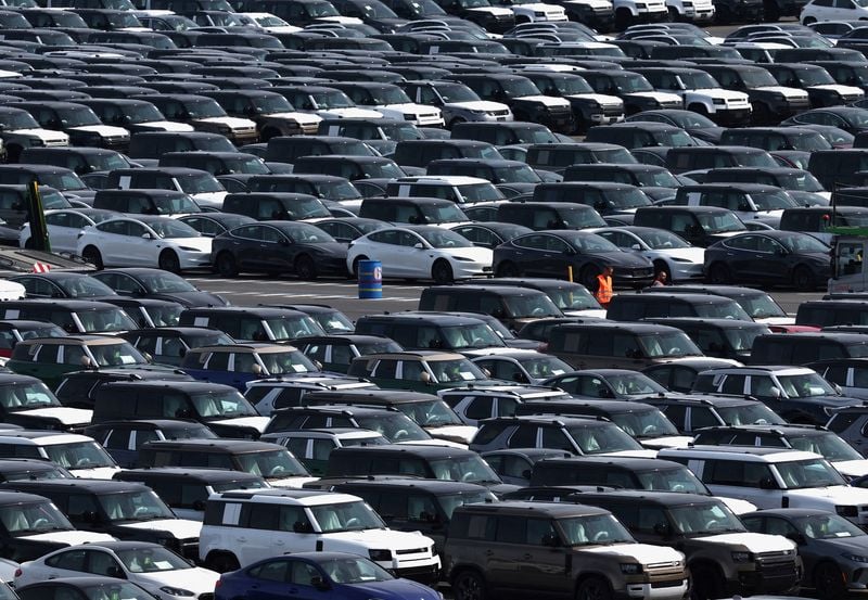 Image for US implements EU trade deal, 15% autos tariffs retroactive to Aug 1