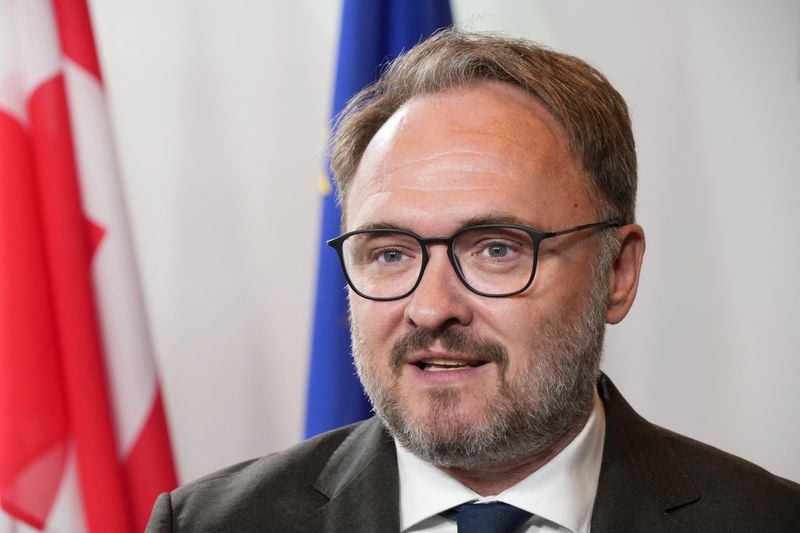 Image for EU sticks to 2028 Russian gas exit after talks with US energy chief