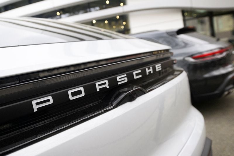 Image for Porsche deliveries tumble further in first quarter
