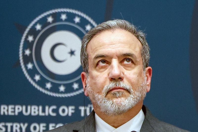 Image for If US attacks, Iran says it will strike US bases in the region