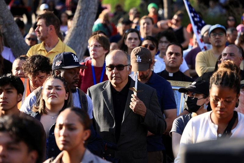 Image for Marines to deploy on LA streets within two days with authority to detain civilians