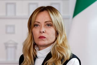 Image for Italy says energy crisis puts its plans for defence spending in doubt