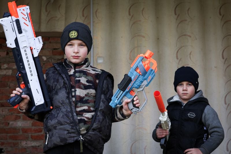 Image for Childhood shaped by war for two Ukrainian brothers