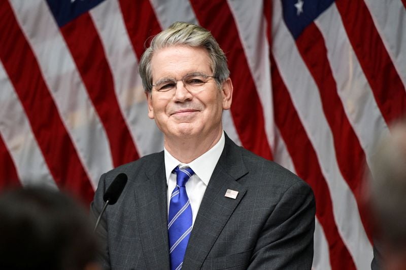 Image for Bessent warns China on Russian oil purchases that could bring 100% tariffs