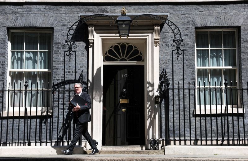 Image for UK police arrest fourth man over fires linked to PM Starmer