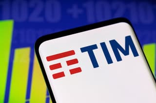 Image for Telecom Italia names Goldman Sachs, Evercore as advisers on Poste bid, sources say