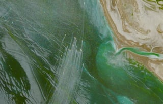 Image for Iran fast-boat swarms add to Hormuz threats for shipping