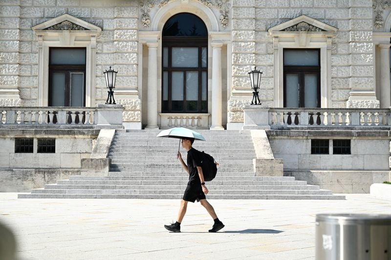 Image for UN chief urges countries to implement weather disaster warning systems