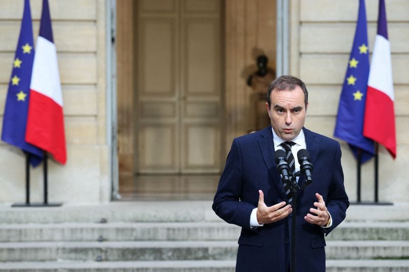 Image for Reactions to the resignation of France's one-day old government