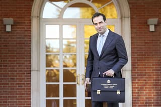 Image for Spain calls for joint EU debt issuance to cut costs